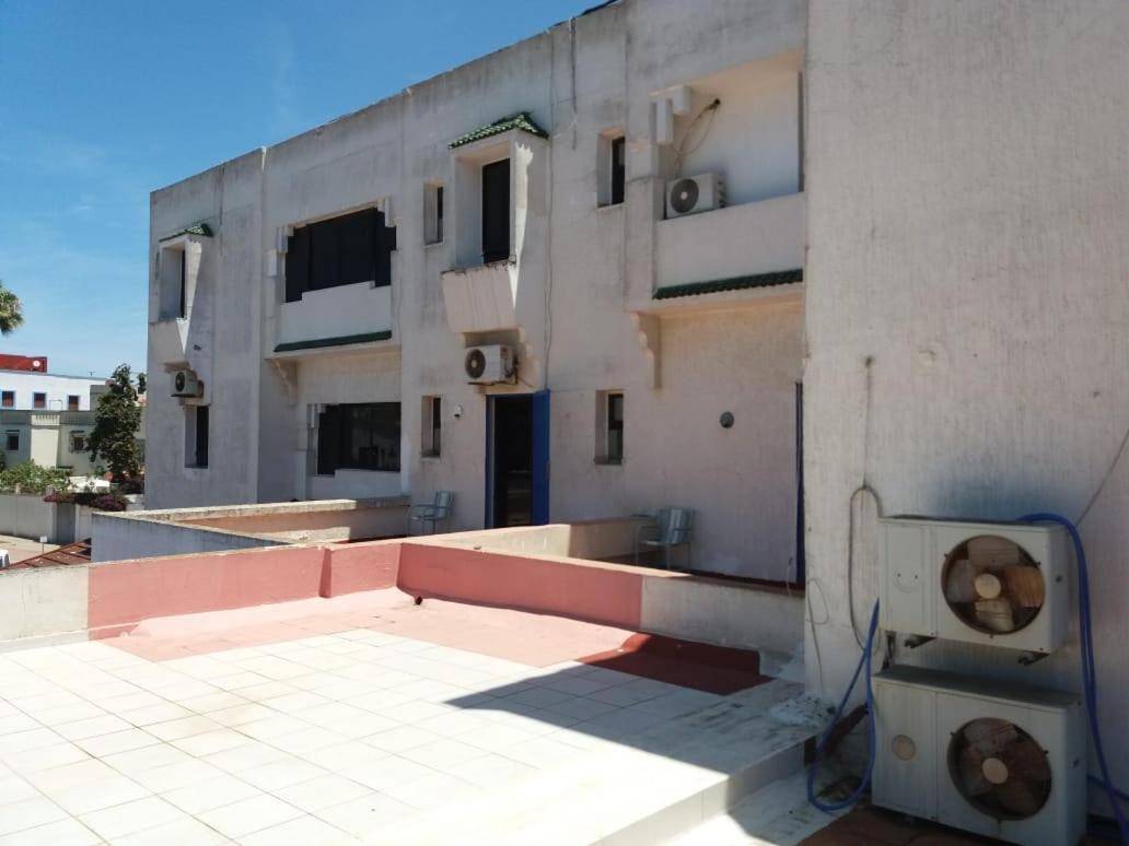 Hotel Choumis Haj Messaoud Larache Exteriör bild